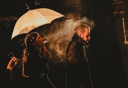 Anna Grycewicz (Dusza), Grzegorz Małecki (Gustaw-Konrad) w DZIADACH Adama Mickiewicza w reż. Eimuntasa Nekrošiusa. Fot. Marta Ankiersztejn Anna Grycewicz (Dusza), Grzegorz Małecki (Gustaw-Konrad) w DZIADACH Adama Mickiewicza w reż. Eimuntasa Nekrošiusa. Fot. Marta Ankiersztejn