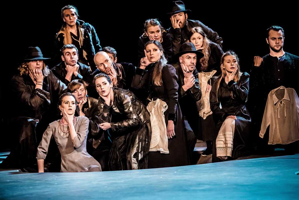 Karol Dziuba, Joanna Gryga, Adrian Zaremba, Kacper Matula, Magdalena Warzecha, Katarzyna Dorosińska, Bartłomiej Bobrowski, Anna Grycewicz, Paulina Korthals, Paweł Paprocki, Szymon Nowak, Katarzyna Pośpiech, Paulina Szostak, Kamil Mrożek (Dusze).