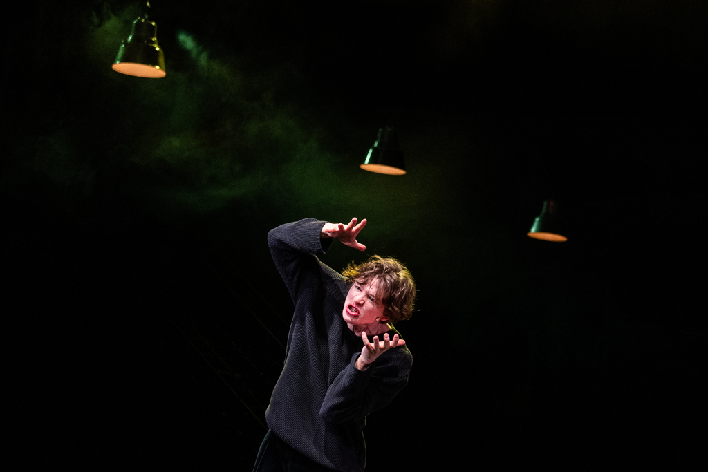 Hugo Tarres (Hamlet). Fot. Marta Ankiersztejn
