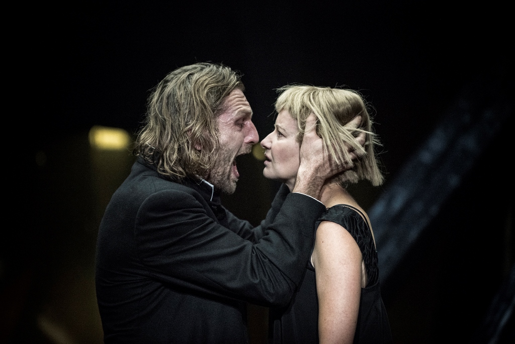 Karol Pocheć (Suryn), Małgorzata Kożuchowska (Joanna). Fot. Magda Hueckel